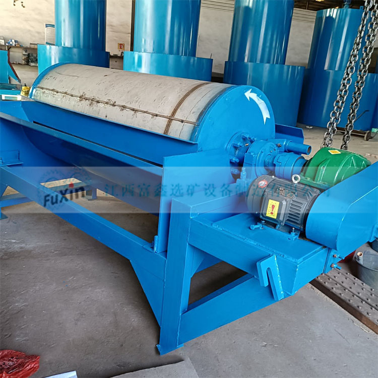 1730269037452271.jpg w4LpllUO6T59HcmlTo7kuBADP50.jpg